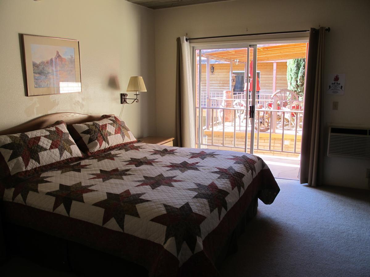 Stage Stop Inn Patagonia 外观 照片